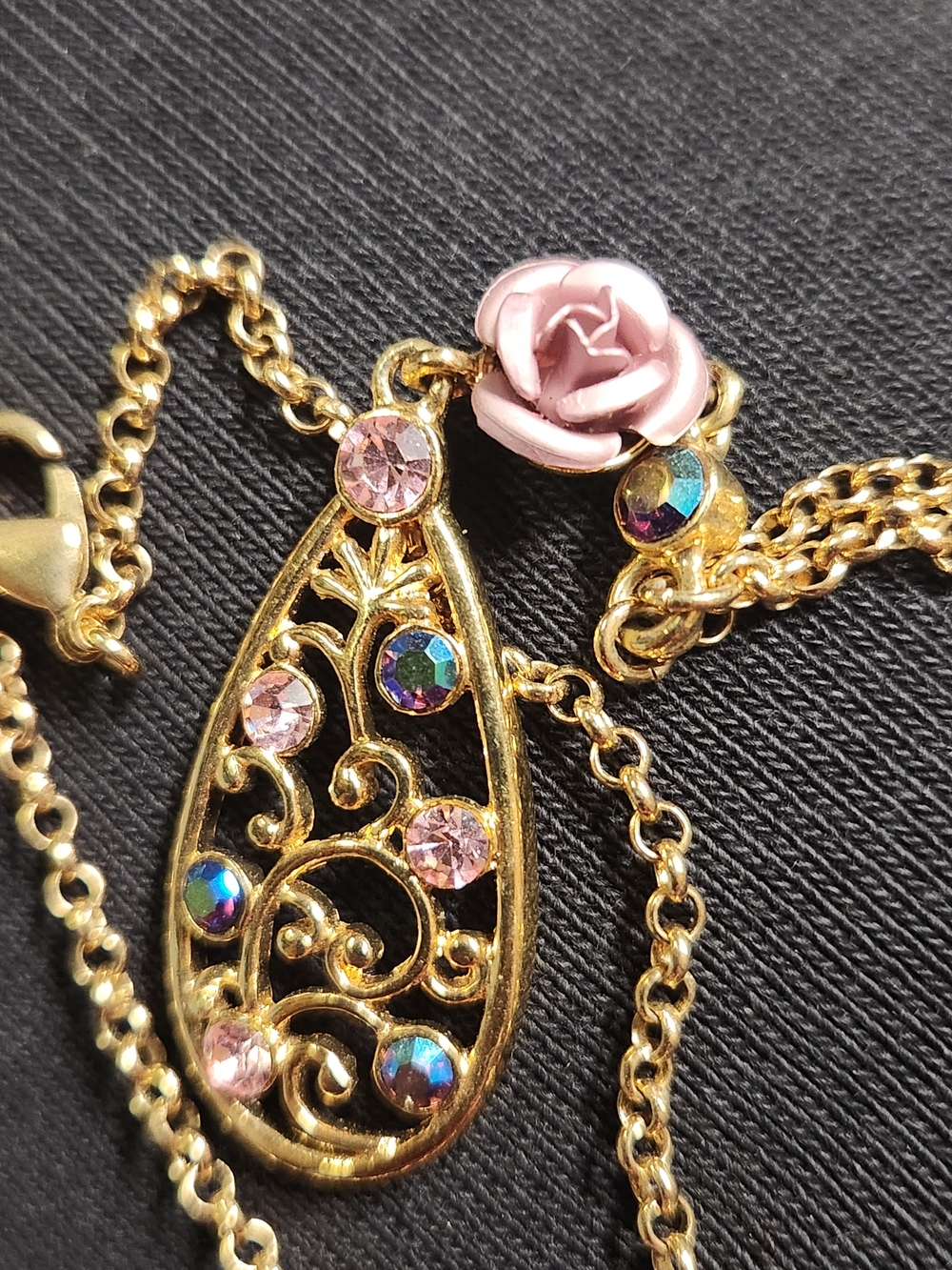 Avon Gold-Tone Filigree Teardrop Necklace with Pink Rose and Pink Crystals